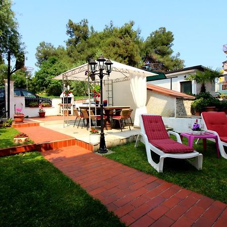 Apartments Vista Porec Esterno foto